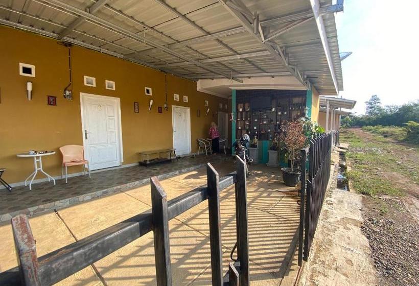 فندق Oyo 3397 City Kost Novisa