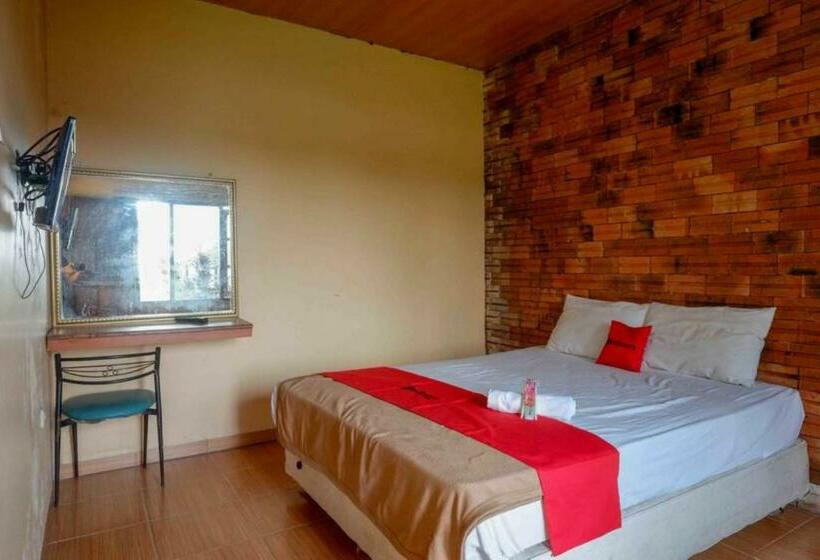 בית מלון כפרי Reddoorz At Jalan Raya Solo Tawangmangu