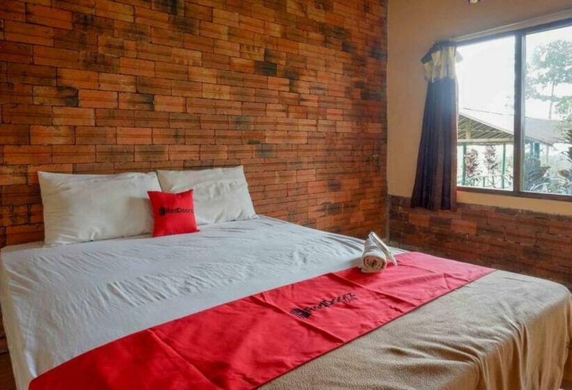 בית מלון כפרי Reddoorz At Jalan Raya Solo Tawangmangu