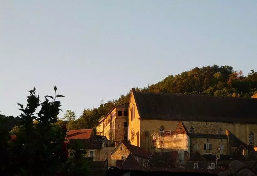 ホテル Hôtel Restaurant Des Augustins   Climatisation