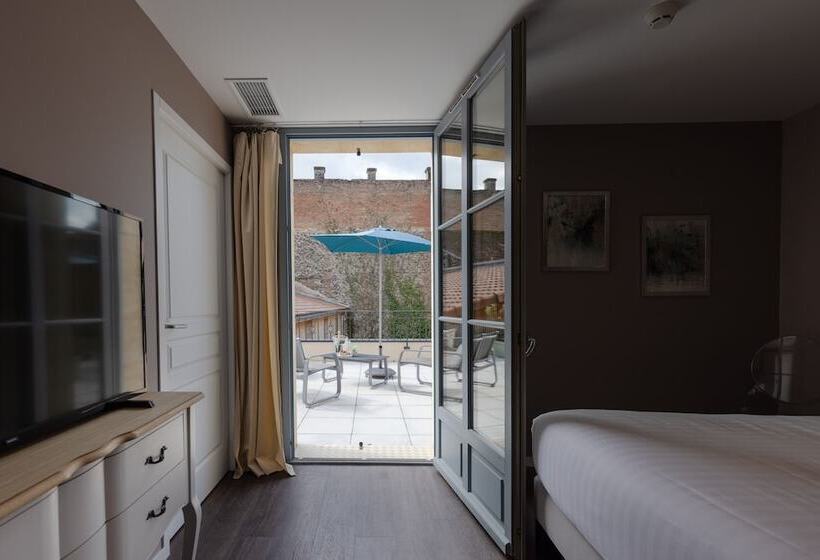 Отель Hôtel Restaurant Des Augustins Climatisation