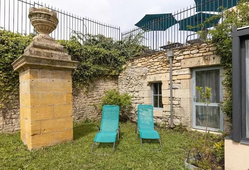 ホテル Hôtel Restaurant Des Augustins   Climatisation