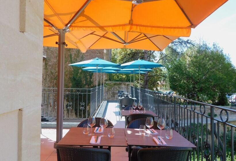 Отель Hôtel Restaurant Des Augustins Climatisation