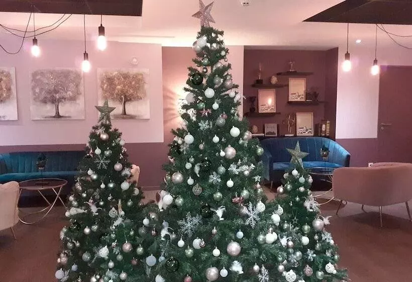 ホテル Hôtel Restaurant Des Augustins   Climatisation