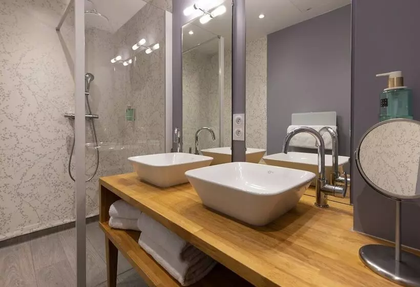 ホテル Hôtel Restaurant Des Augustins   Climatisation