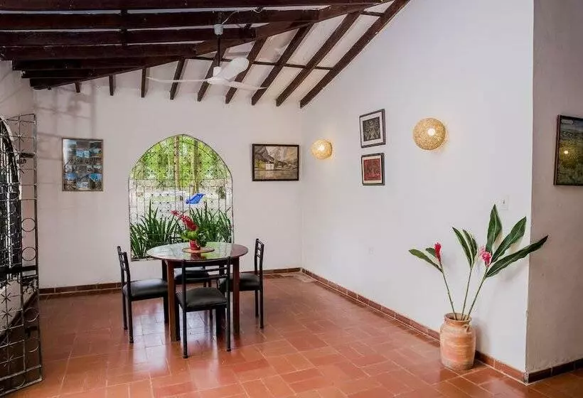 Hotelli Restaurante Selva Negra