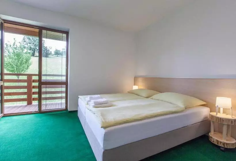 Hotelli Rusava 2 Depandance