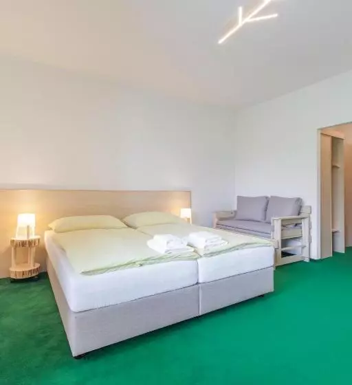 Hotelli Rusava 2 Depandance