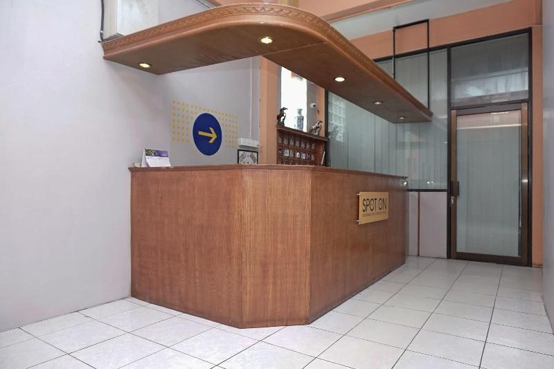 호텔 Spot On 2200  Gunung Sari