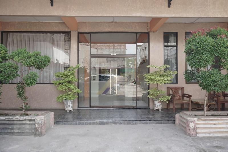 호텔 Spot On 2200  Gunung Sari