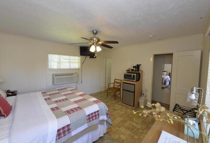 Мотель Shiner Country Inn