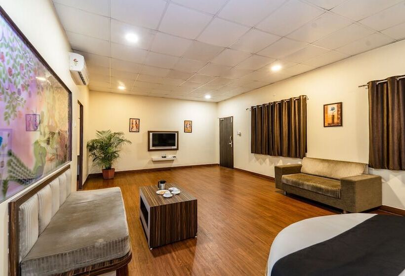 Narmada Hills Resort