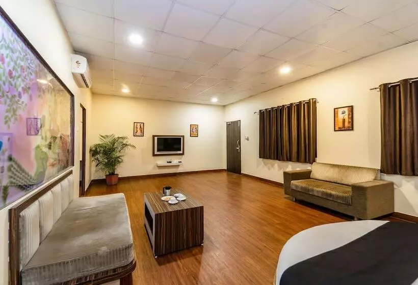 Narmada Hills Resort