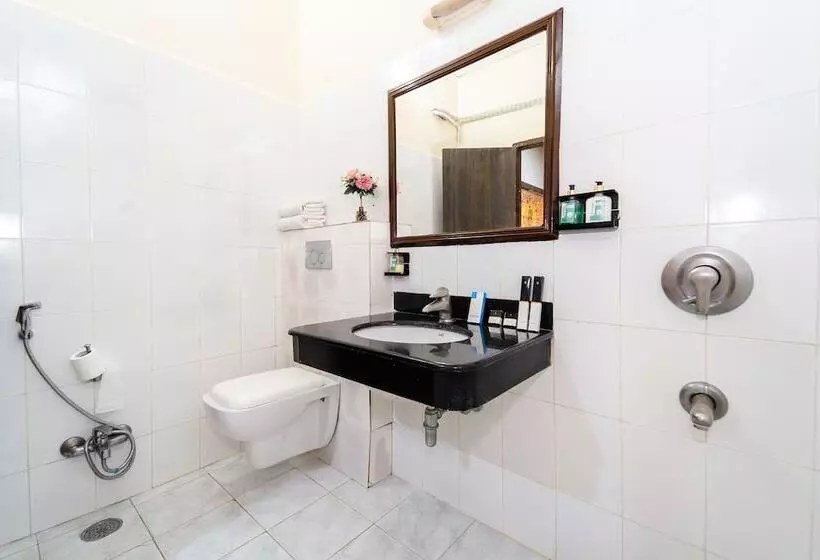 Narmada Hills Resort