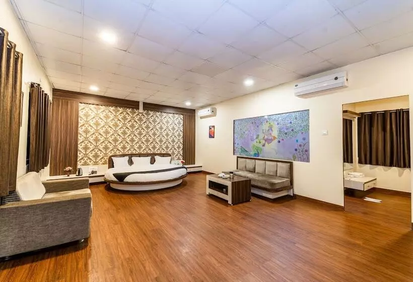 Narmada Hills Resort