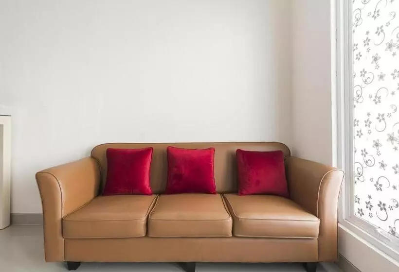 Majatalo Koolkost Near T2 Juanda Airport