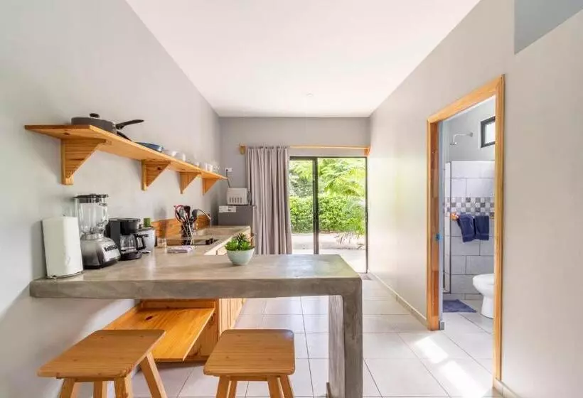 Majatalo Little Hawaii Avellanas