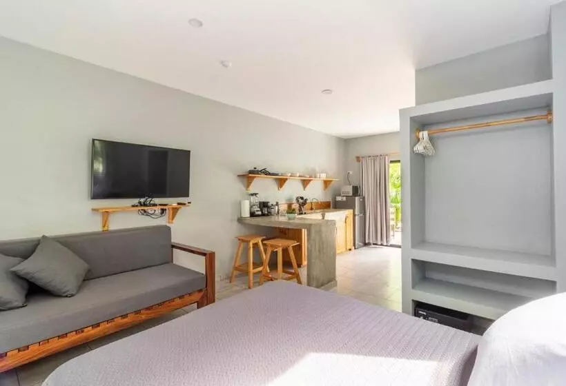 Majatalo Little Hawaii Avellanas