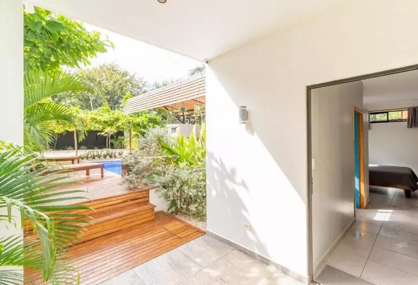 Majatalo Little Hawaii Avellanas