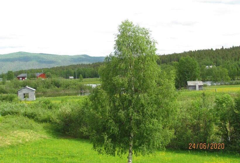 Vandrarhemsboende På Ammarnäsgården