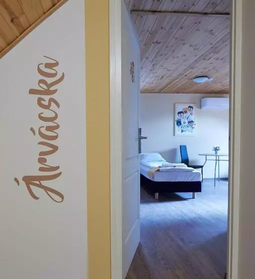 ベッドアンドブレックファースト Kamarás Klastrom House