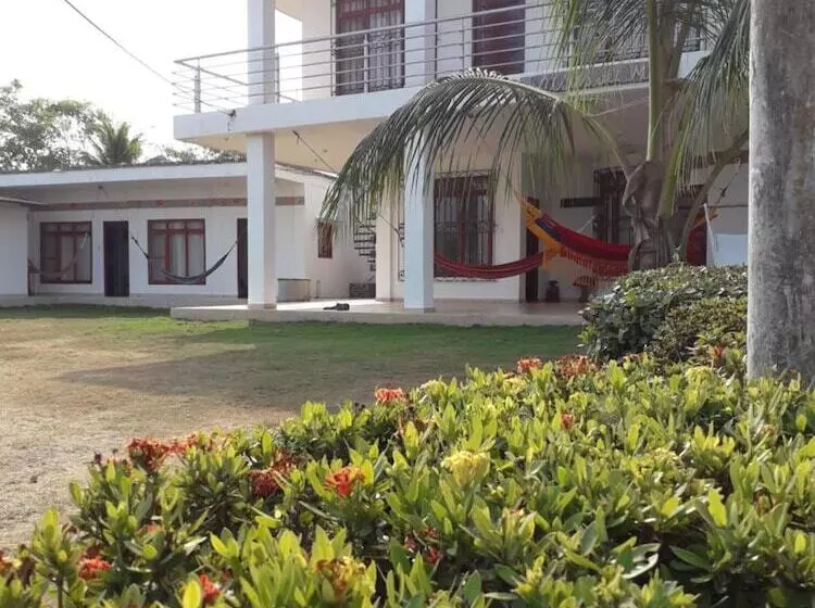 ホテル Brisas Del Mar San Antero