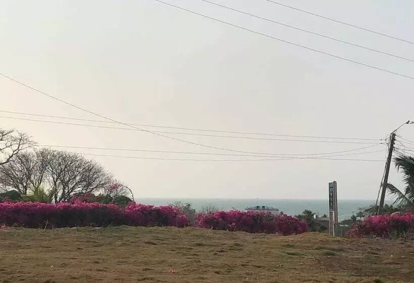 ホテル Brisas Del Mar San Antero