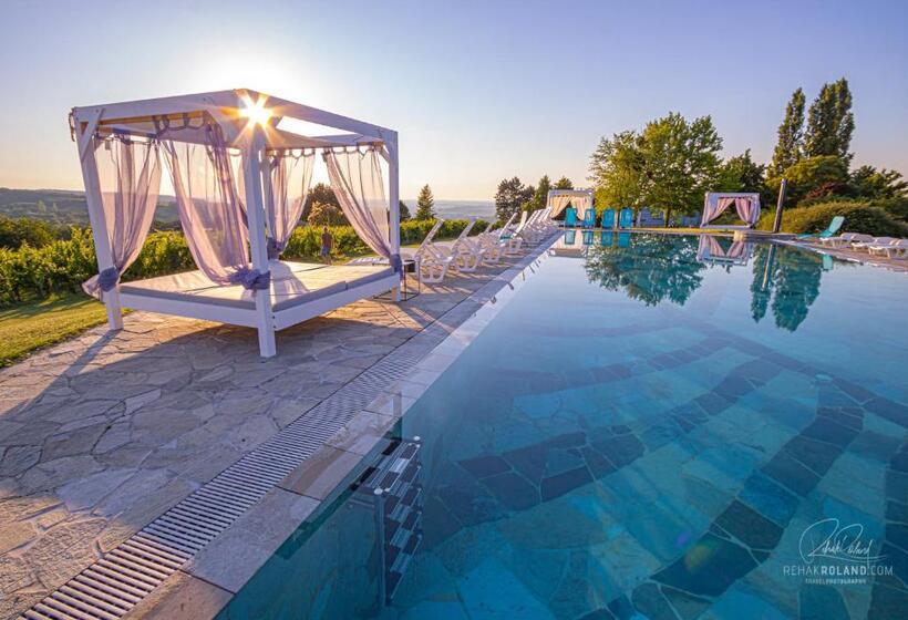 בית מלון כפרי Hilltop Borbirtok & étterem