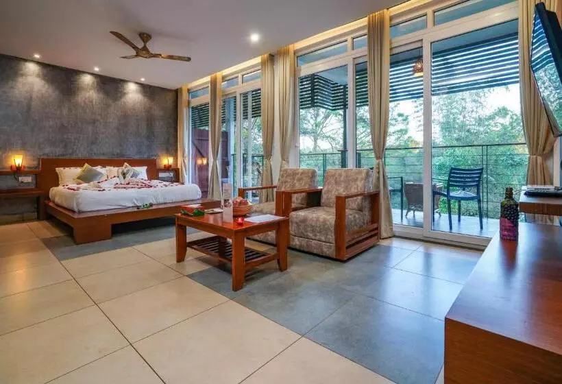 Hotelli Kuruva Island Resort And Spa   By Kabini Breeze, Wayanad
