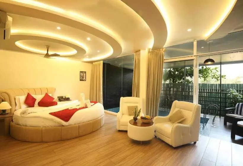 Hotelli Kuruva Island Resort And Spa   By Kabini Breeze, Wayanad