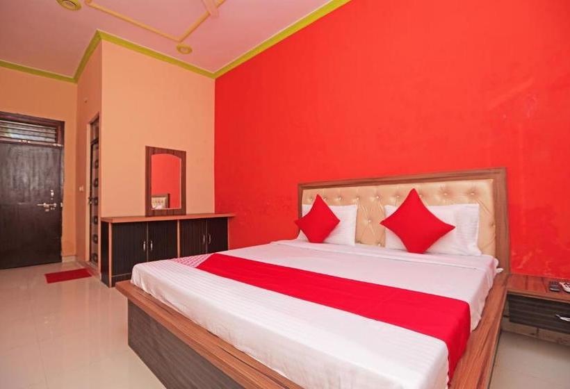 בית מלון כפרי Oyo 44134  Radhika Resort