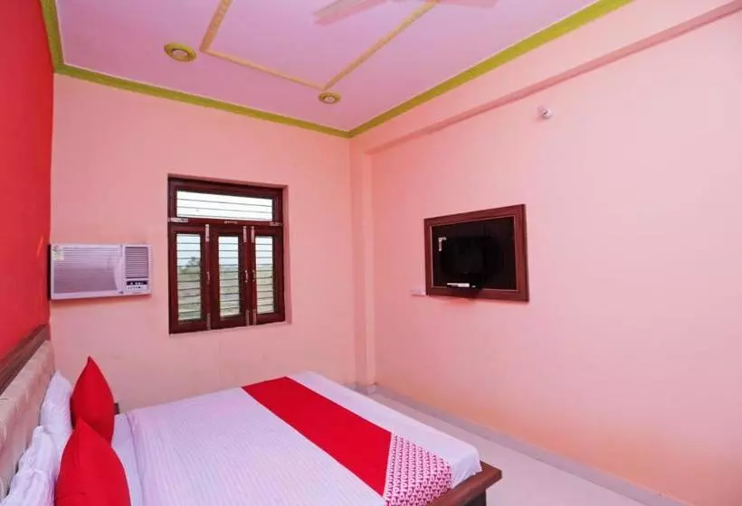ホテル Oyo 44134  Radhika Resort