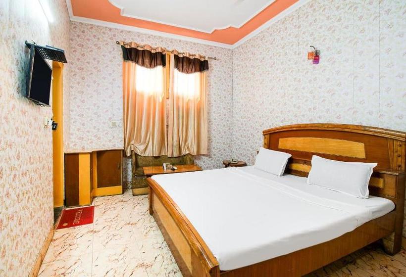 호텔 Spot On 37066 Aman Palace