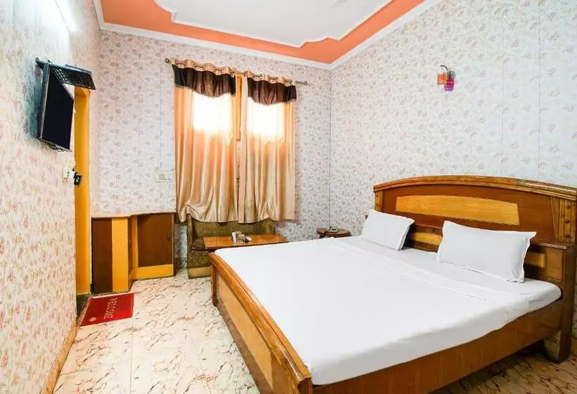 Hotelli Spot On 37066  Aman Palace