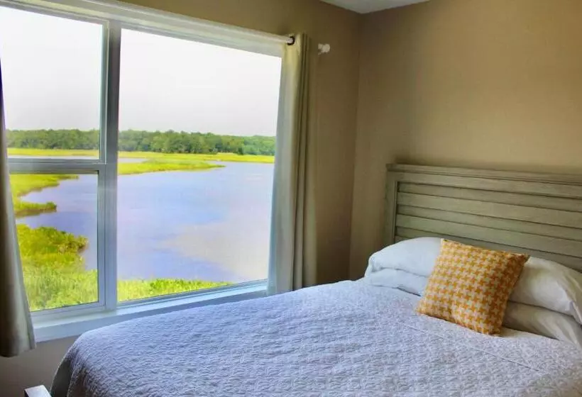 Hotelli Surry Seafood Company