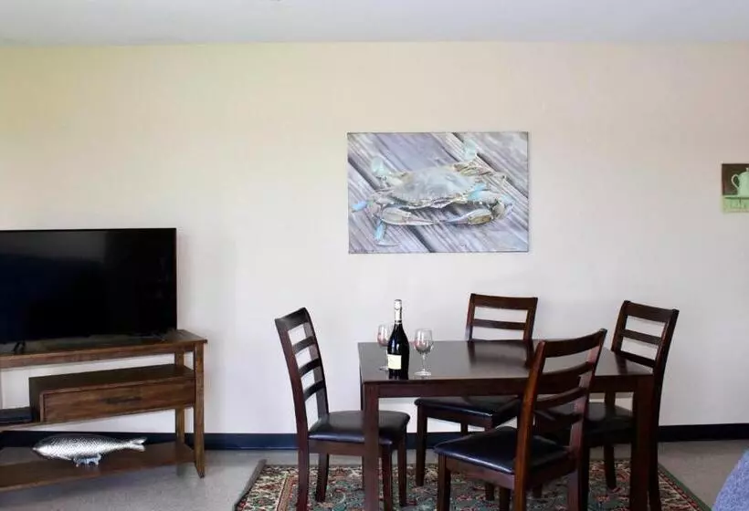 Hotelli Surry Seafood Company