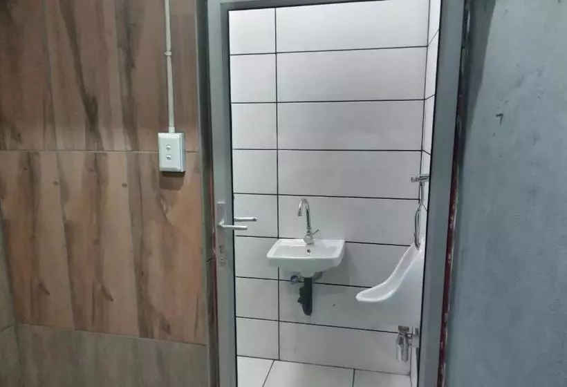 Majatalo Dante Guest House