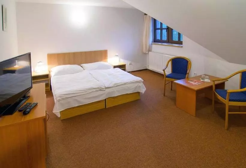 Majatalo Penzion Pašta