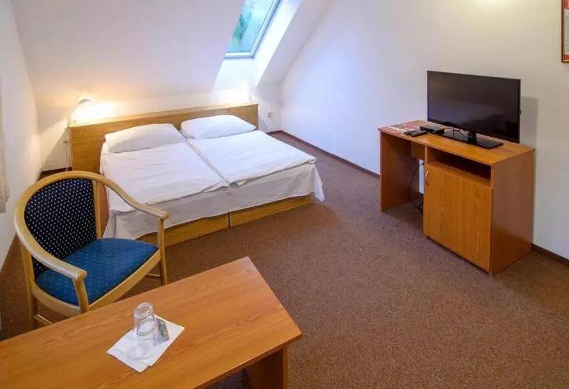 Majatalo Penzion Pašta