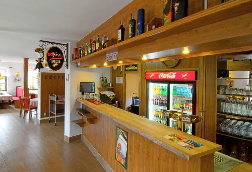 Majatalo Penzion Pašta