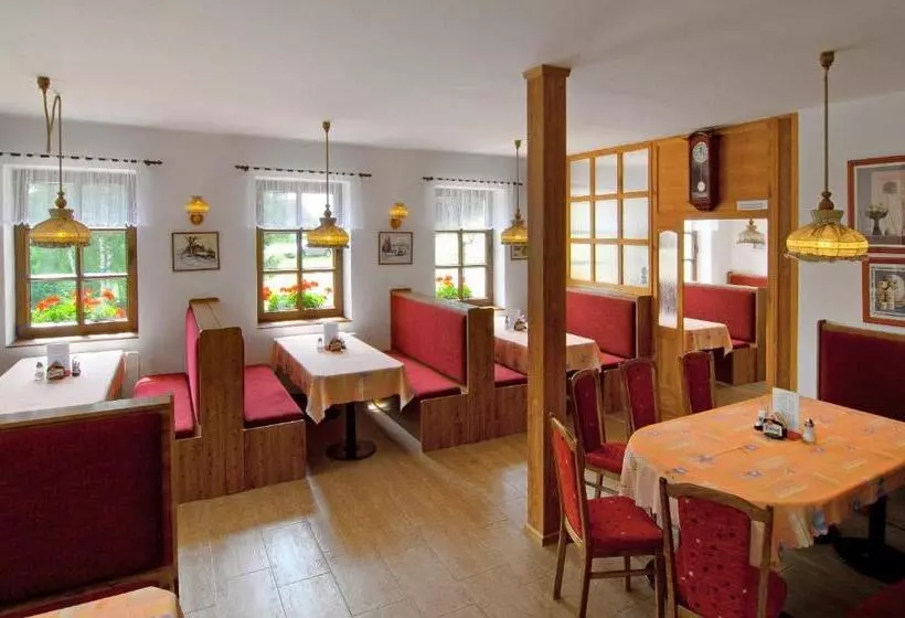 Majatalo Penzion Pašta