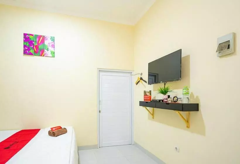 ペンション Reddoorz Syariah Near Exit Toll Ciawi