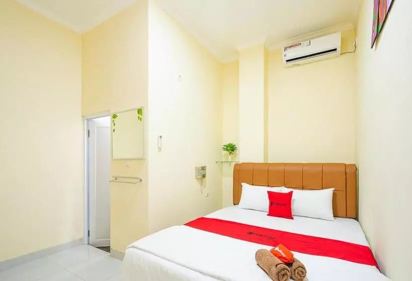 ペンション Reddoorz Syariah Near Exit Toll Ciawi