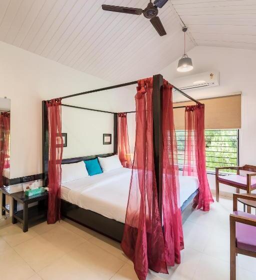 Пансион Saffronstays Casa Manga, Karjat   Pet Friendly Pool Villa Near Nd S Film World And Saltt