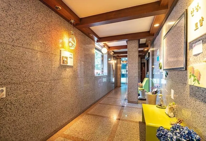 Pocheon Royal Motel