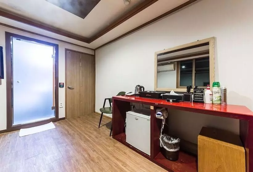 Pocheon Royal Motel