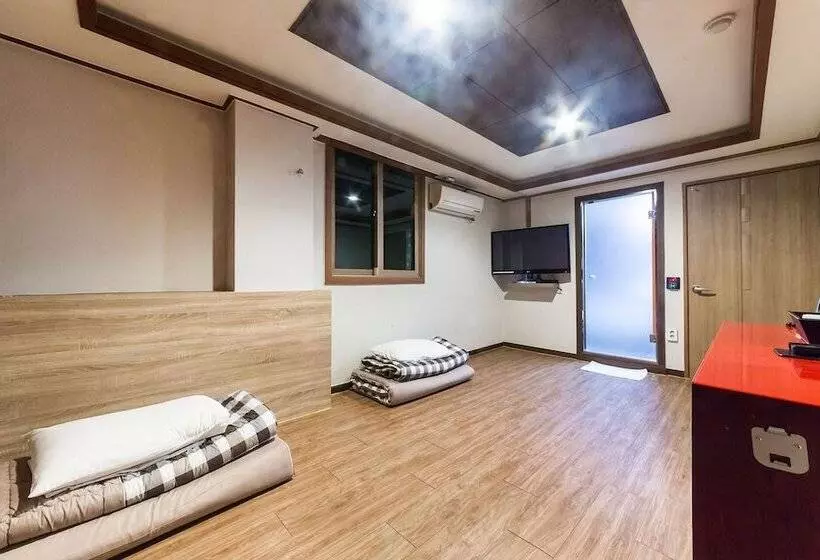 Pocheon Royal Motel