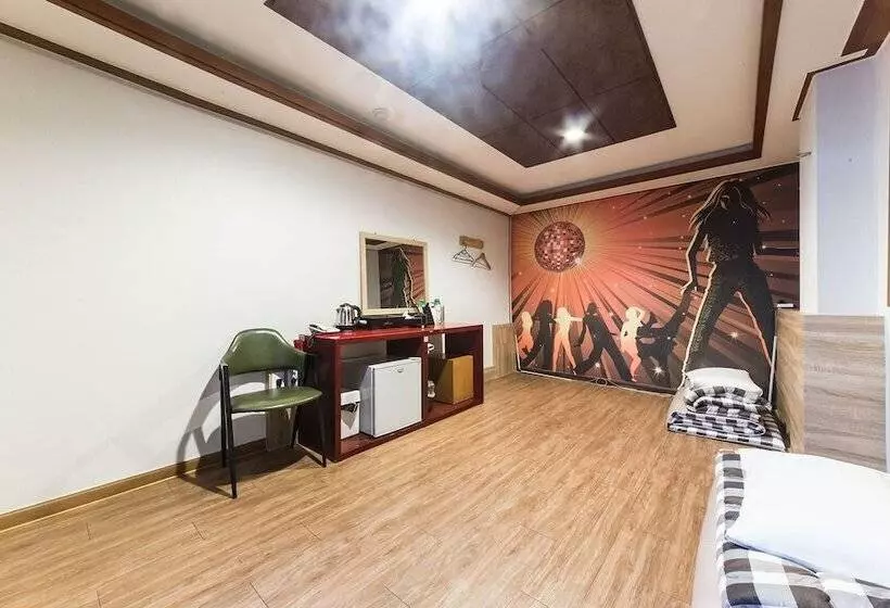Pocheon Royal Motel