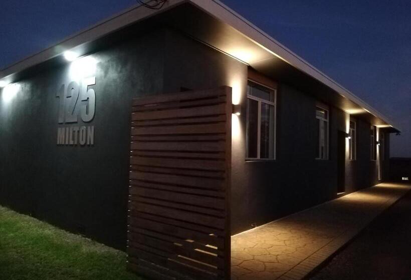 125 Milton