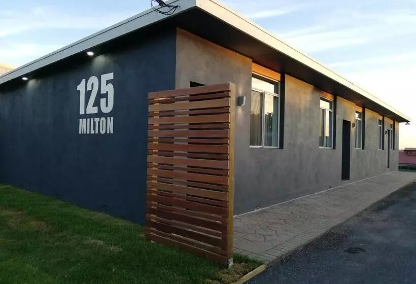 125 Milton